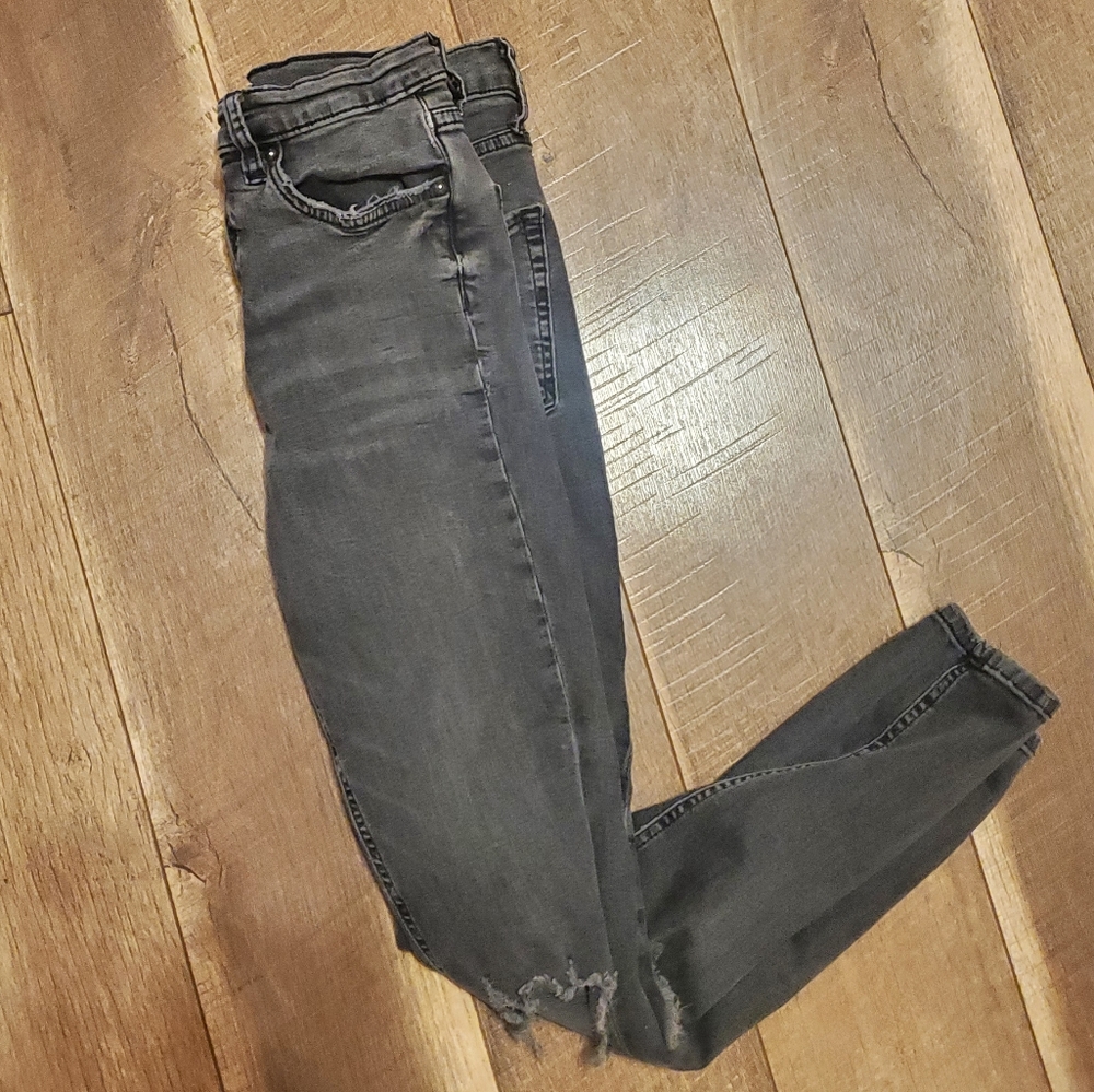 Free People Distressed Charcoal Gray Skinny Jeans